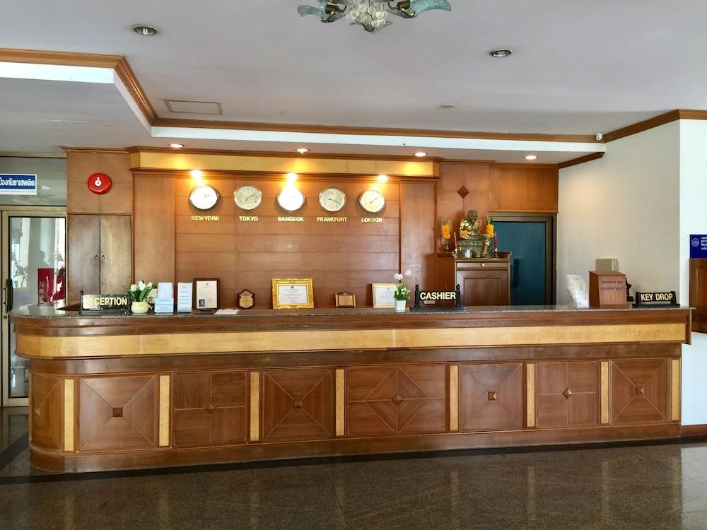Krabi Golden Hill Hotel Exteriör bild